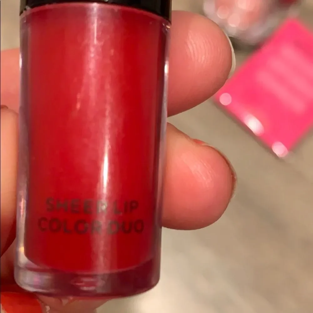 Red lipstick 💄 lip glass